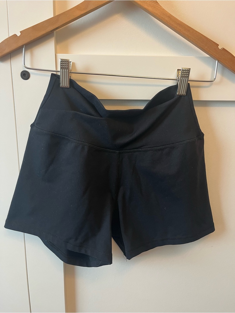 Born Primitive Crossover Women's Black High-Waist Active Shorts